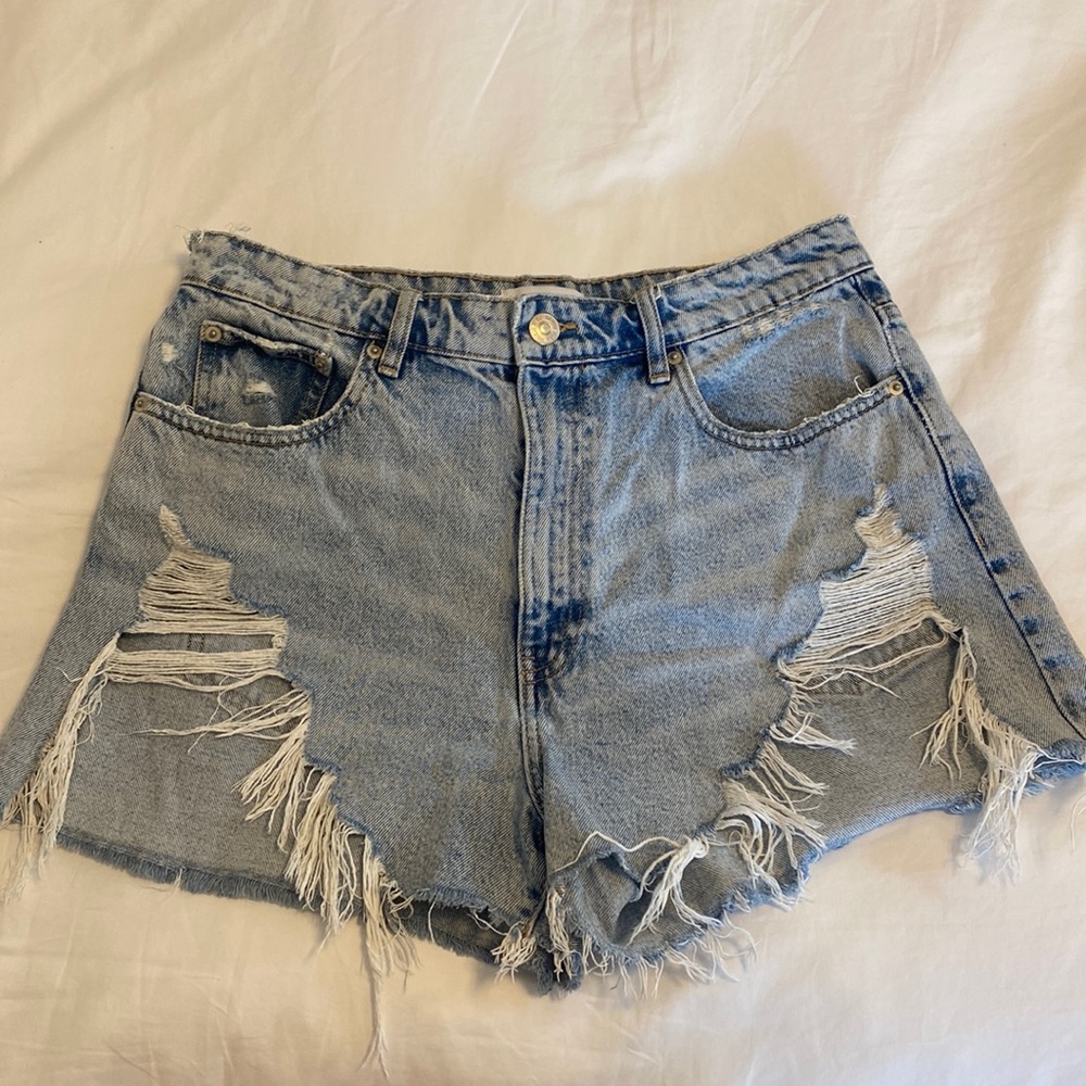ZARA distressed denim shorts size 10
